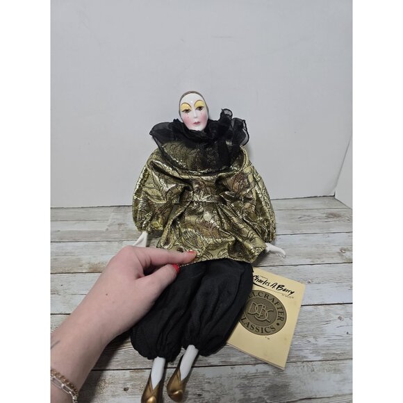 16" Gold Black Jean Marie With tags Charles A Berry Silvestri Broken Left Thumb - Picture 1 of 10